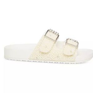 Madden Girl Teddy Pearl Slides NWOT size 9